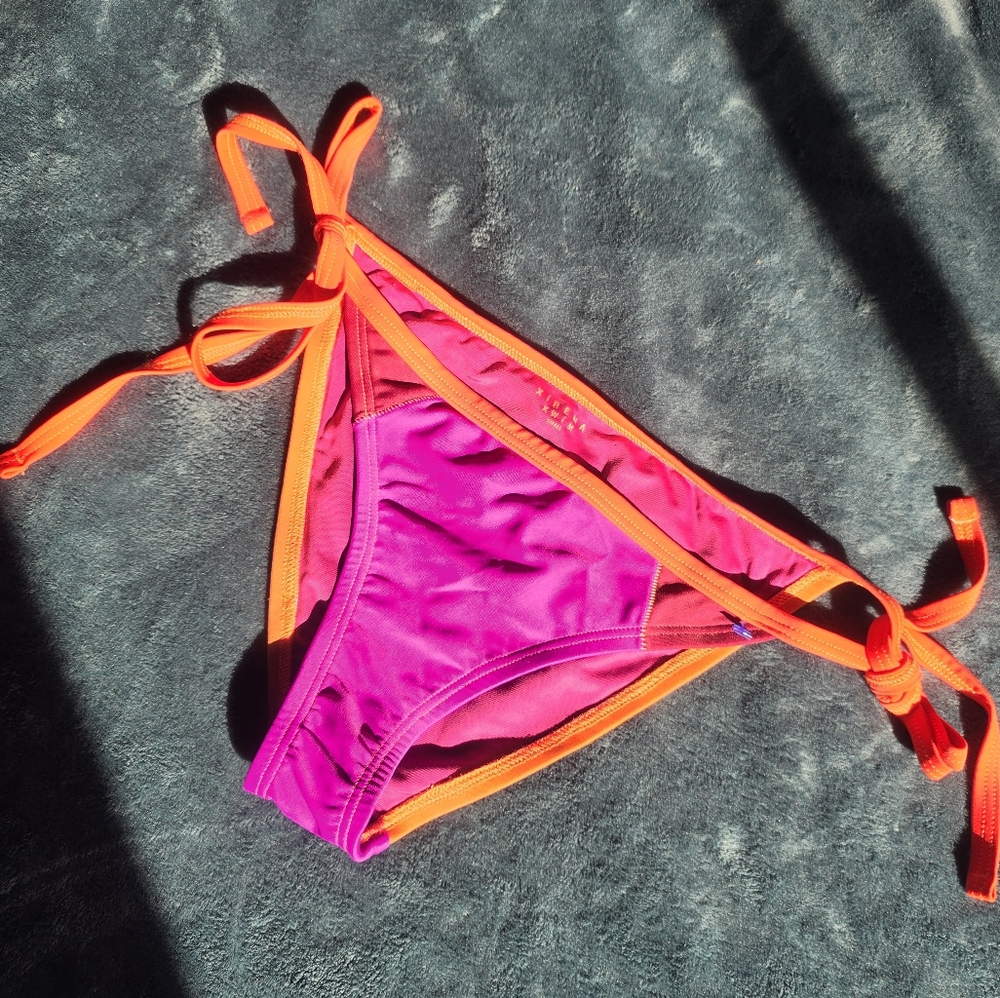 XiRENA XWiM Bikini